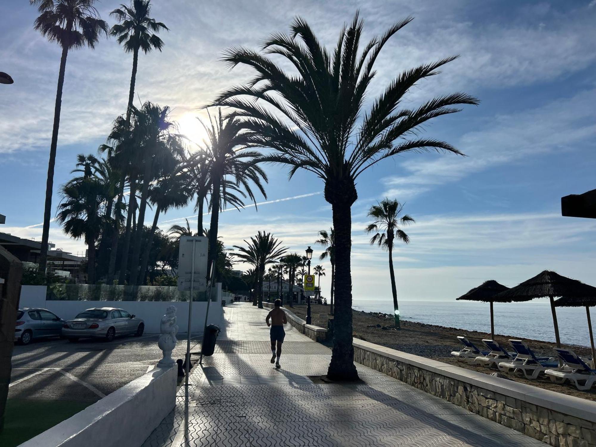 Buenti Apartments Beach Beautiful View Marbella Esterno foto